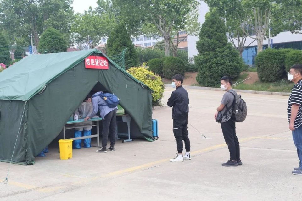欢迎回家!bw必威西汉姆联官网迎来2020年春季学期首批返校学生 欢迎回家!bw必威西汉姆联官网迎来2020年春季学期首批返校学生