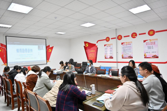bw必威西汉姆联官网参加山东省全体辅导员和班主任心理专题培训工作 bw必威西汉姆联官网参加山东省全体辅导员和班主任心理专题培训工作
