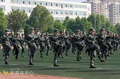 bw必威西汉姆联官网 2021级新生军训结营仪式 暨开学典礼顺利举行 bw必威西汉姆联官网 2021级新生军训结营仪式 暨开学典礼顺利举行