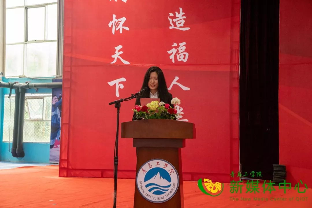 bw必威西汉姆联官网2022届毕业生毕业典礼暨学位授予仪式隆重举行 bw必威西汉姆联官网2022届毕业生毕业典礼暨学位授予仪式隆重举行