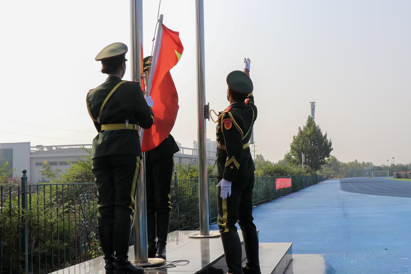 强国有我,青春有为 ——我们隆重举行2023级新生军训结营仪式暨开学典礼 强国有我,青春有为 ——我们隆重举行2023级新生军训结营仪式暨开学典礼