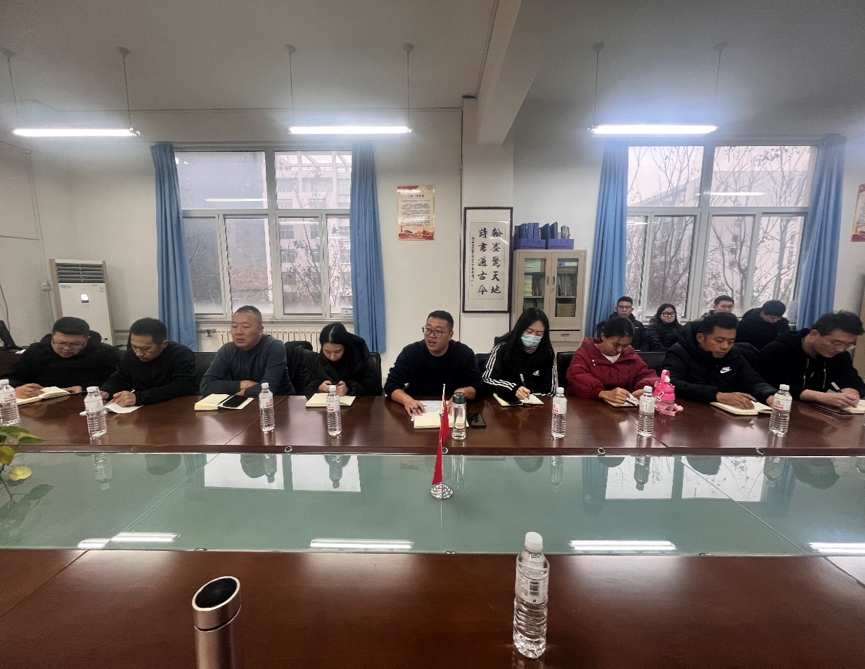 我们召开学生代表座谈会 我们召开学生代表座谈会