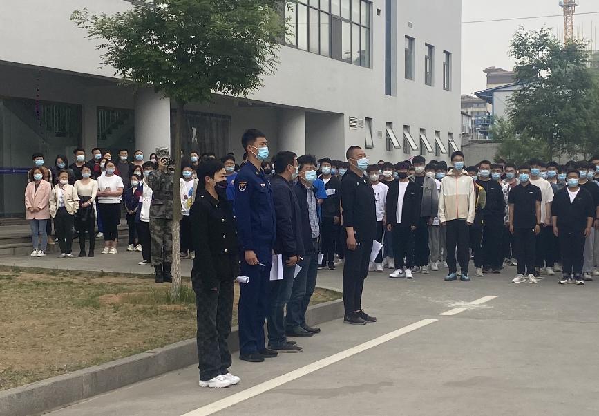 bw必威西汉姆联官网组织开展2022年春季防震减灾暨消防应急疏散演练 bw必威西汉姆联官网组织开展2022年春季防震减灾暨消防应急疏散演练