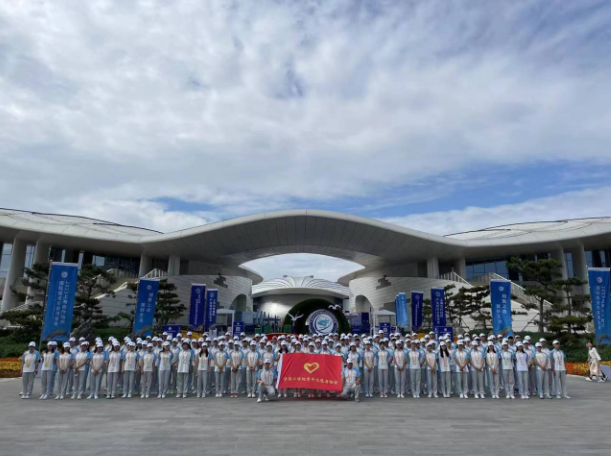 志愿同行 上合有我——我们青年志愿者保障上海合作组织产业链供应链论坛暨2023上海合作组织国际投资贸易博览会顺利举行 志愿同行 上合有我——我们青年志愿者保障上海合作组织产业链供应链论坛暨2023上海合作组织国际投资贸易博览会顺利举行