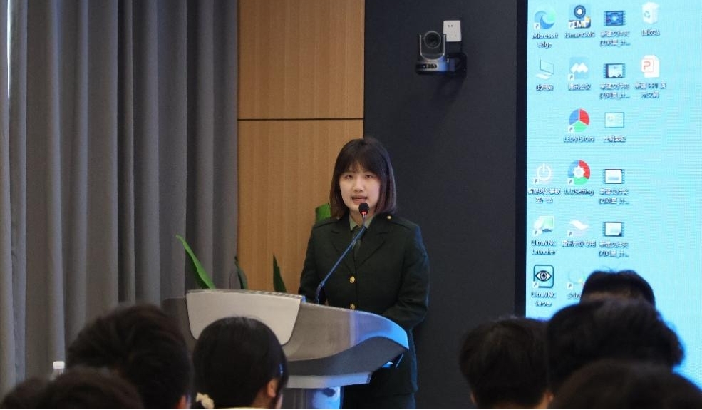 我们开展2024年春季征兵政策宣讲会 我们开展2024年春季征兵政策宣讲会