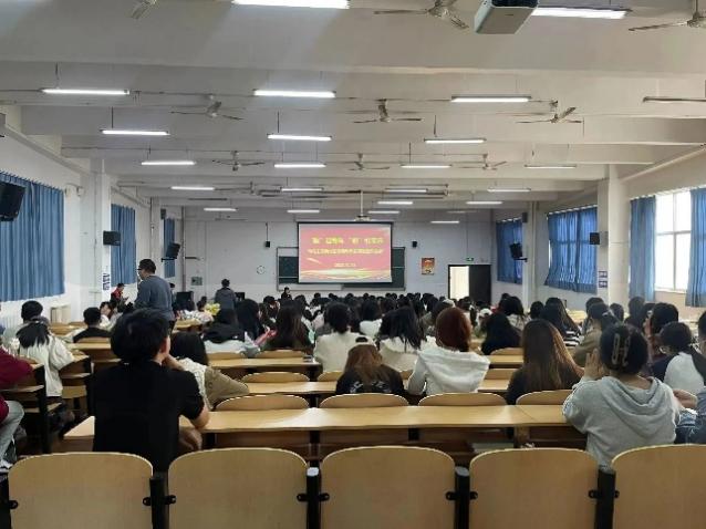 外语学院开展“就”选青岛 “职”引未来秋季实习就业双选会 外语学院开展“就”选青岛 “职”引未来秋季实习就业双选会