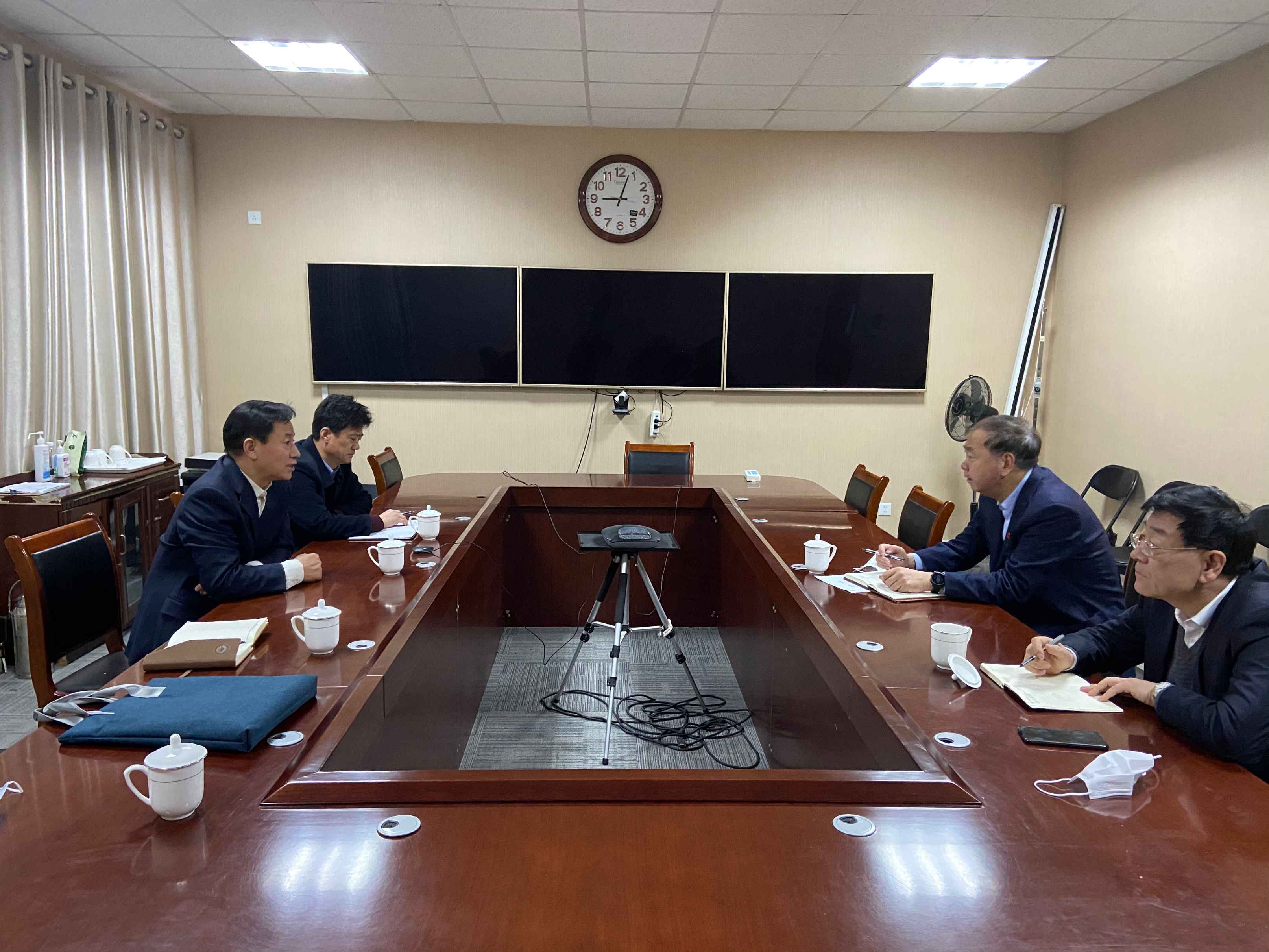 我们领导带队赴山东大学(青岛校区 )和青岛大学考察学习食堂运行管理工作 我们领导带队赴山东大学(青岛校区 )和青岛大学考察学习食堂运行管理工作