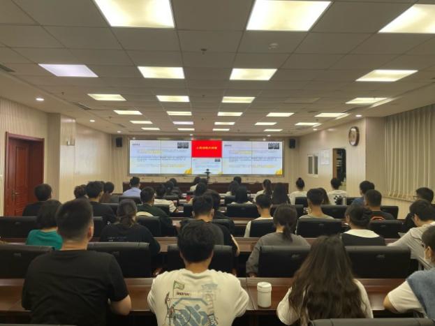 《大众网》bw必威西汉姆联官网师生进法院 法治教育零距离 《大众网》bw必威西汉姆联官网师生进法院 法治教育零距离