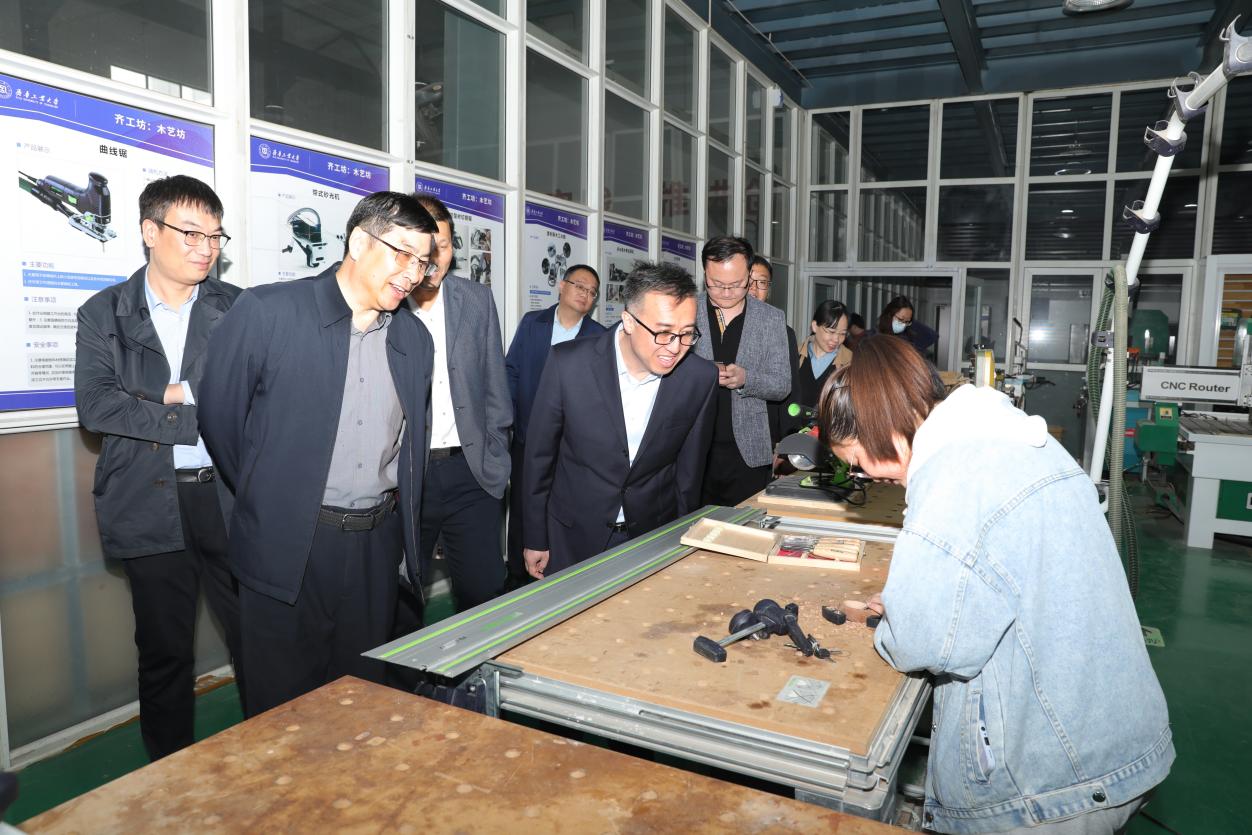 我们党委书记周有波一行至齐鲁工业大学调研交流 我们党委书记周有波一行至齐鲁工业大学调研交流
