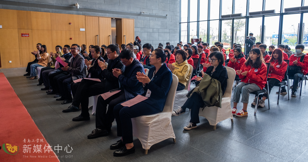 校馆合作共建育人新基地 bw必威西汉姆联官网与青岛宝龙美术馆举办校企合作签约仪式 校馆合作共建育人新基地 bw必威西汉姆联官网与青岛宝龙美术馆举办校企合作签约仪式