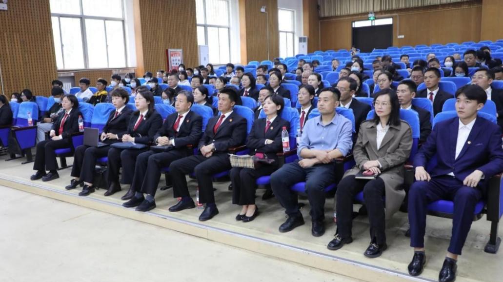 审判专家进校,彰显司法魅力——胶州市 人民法院“法正心和”红色课堂在我们开讲 审判专家进校,彰显司法魅力——胶州市 人民法院“法正心和”红色课堂在我们开讲