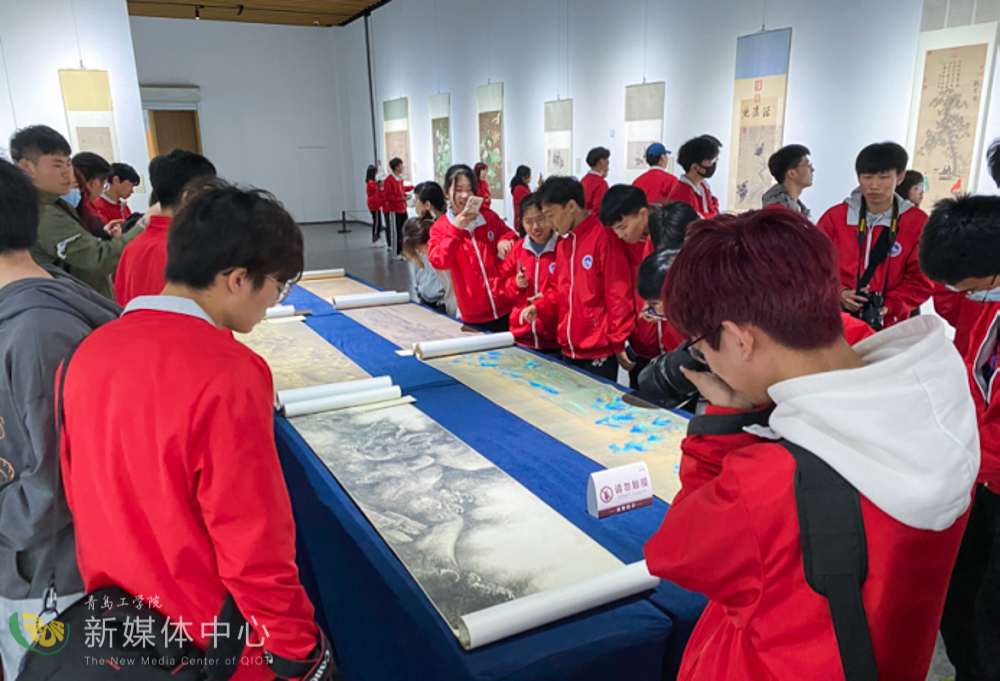 校馆合作共建育人新基地 bw必威西汉姆联官网与青岛宝龙美术馆举办校企合作签约仪式 校馆合作共建育人新基地 bw必威西汉姆联官网与青岛宝龙美术馆举办校企合作签约仪式