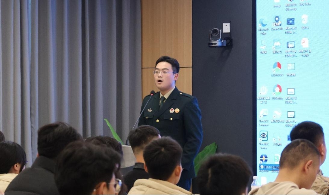 我们开展2024年春季征兵政策宣讲会 我们开展2024年春季征兵政策宣讲会