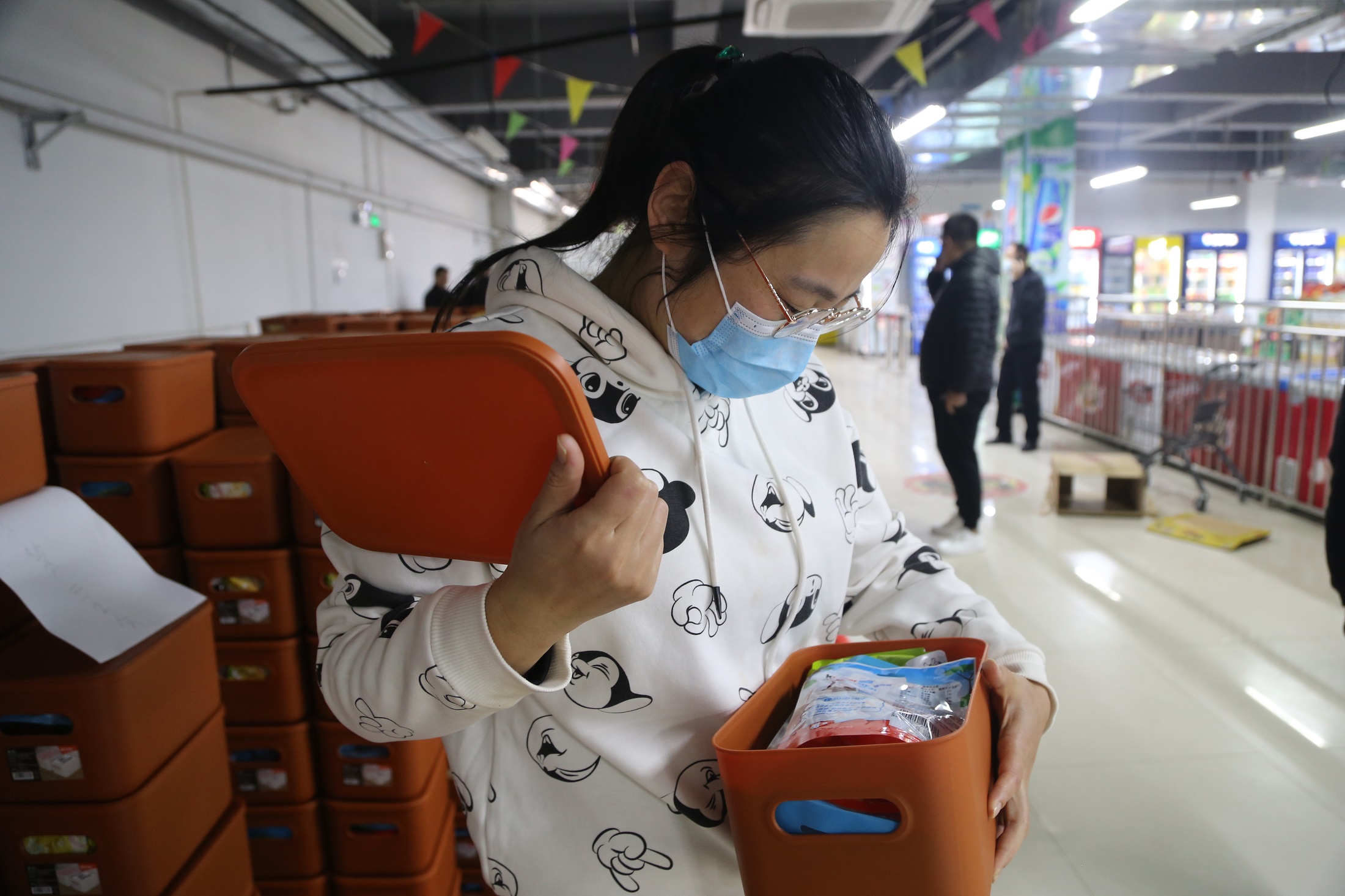 我们举行丰富多彩的活动庆祝“三八”国际劳动妇女节 我们举行丰富多彩的活动庆祝“三八”国际劳动妇女节