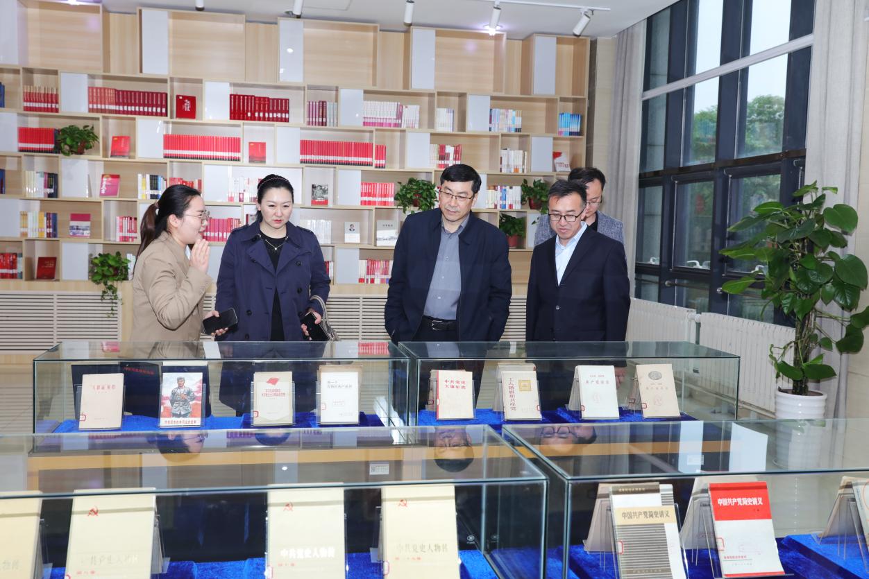 我们党委书记周有波一行至齐鲁工业大学调研交流 我们党委书记周有波一行至齐鲁工业大学调研交流