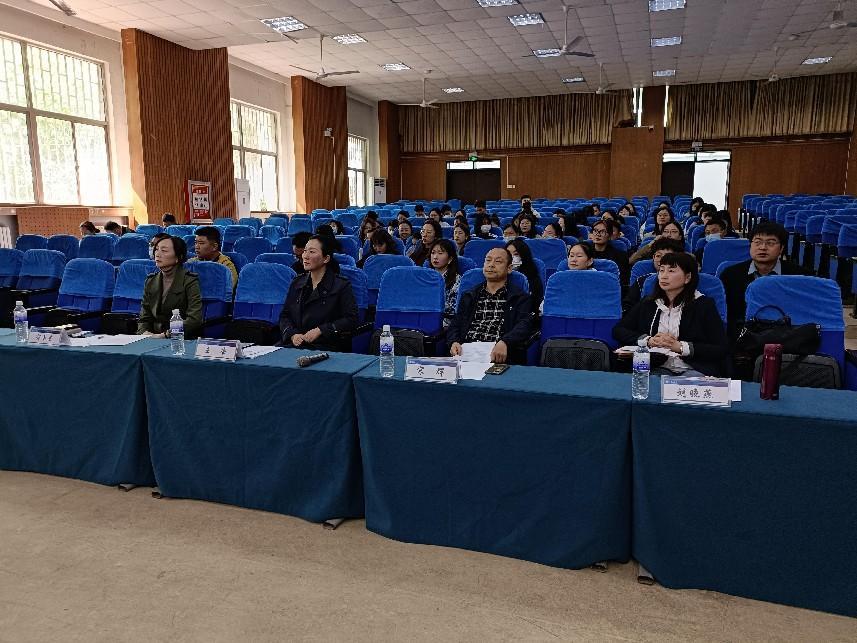 我们举办第六届山东高校辅导员素质能力大赛校内选拔赛 我们举办第六届山东高校辅导员素质能力大赛校内选拔赛
