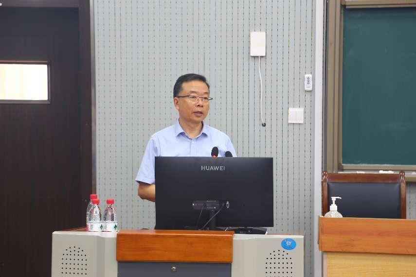专家教授讲座系列-名师指路,事半功倍bw必威西汉姆联官网2023-2024学年第一学期全体教职工讲座 专家教授讲座系列-名师指路,事半功倍bw必威西汉姆联官网2023-2024学年第一学期全体教职工讲座