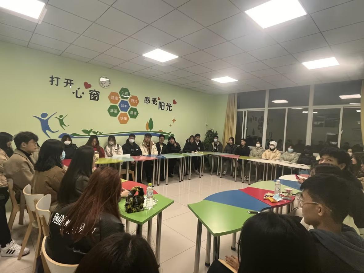 基础教育学院组织召开2023—2024学年第一学期心理委员座谈会 基础教育学院组织召开2023—2024学年第一学期心理委员座谈会