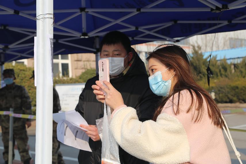 bw必威西汉姆联官网迎来3361名省外学生返校 bw必威西汉姆联官网迎来3361名省外学生返校