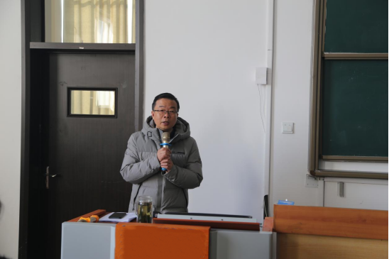 bw必威西汉姆联官网 召开2021-2022学年第二学期开学前全校教职工培训会——高校学分制改革专题 bw必威西汉姆联官网 召开2021-2022学年第二学期开学前全校教职工培训会——高校学分制改革专题