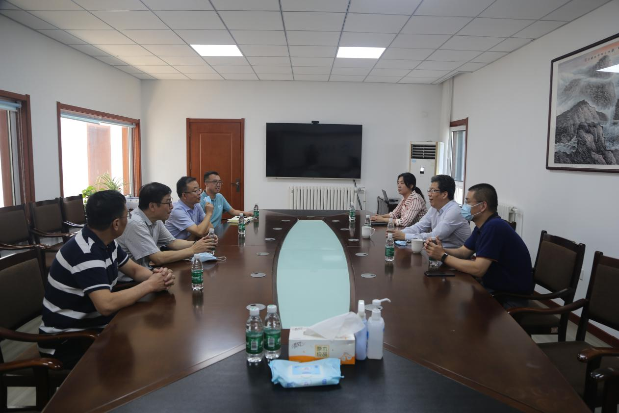 齐鲁工业大学党委书记王英龙来我们考察交流 齐鲁工业大学党委书记王英龙来我们考察交流