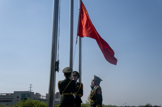 蜕变成长,启航新征程——bw必威西汉姆联官网2022级新生军训结营仪式圆满举行 蜕变成长,启航新征程——bw必威西汉姆联官网2022级新生军训结营仪式圆满举行
