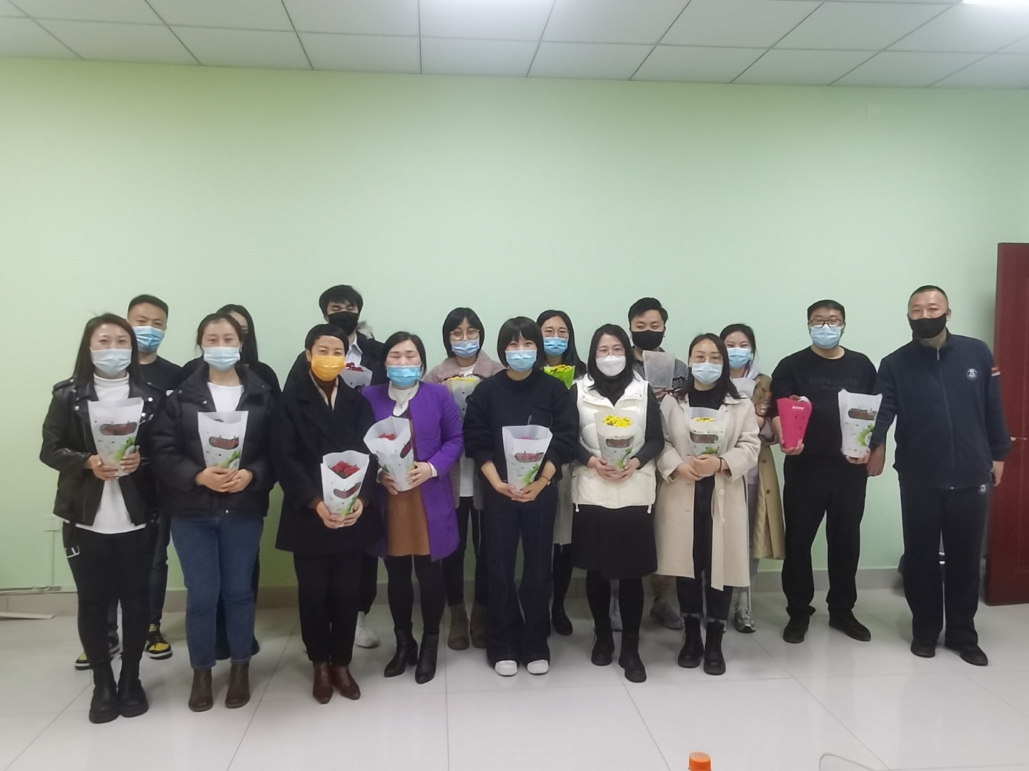 bw必威西汉姆联官网学生工作部暖心庆祝“三八”国际妇女节 bw必威西汉姆联官网学生工作部暖心庆祝“三八”国际妇女节