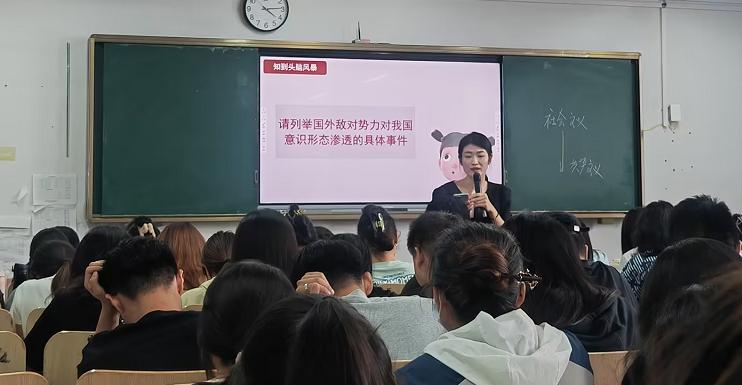 聚焦课堂提质量 互听互评促成长—— bw必威西汉姆联官网开展公开教学听课评课活动 聚焦课堂提质量 互听互评促成长—— bw必威西汉姆联官网开展公开教学听课评课活动