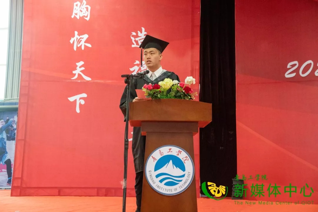 bw必威西汉姆联官网2022届毕业生毕业典礼暨学位授予仪式隆重举行 bw必威西汉姆联官网2022届毕业生毕业典礼暨学位授予仪式隆重举行