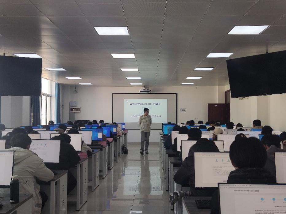 华为ICT大赛山东省实践赛青岛赛区省决赛在我们圆满举办 华为ICT大赛山东省实践赛青岛赛区省决赛在我们圆满举办