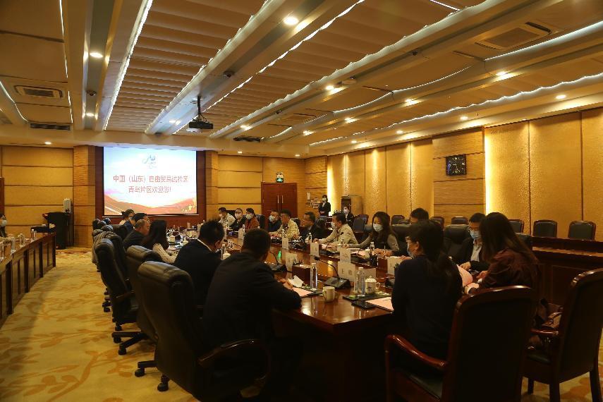 三方聚力 共谋发展 ——bw必威西汉姆联官网校领导带队赴中国(山东)自由贸易试验区青岛片区参加校企对接会 三方聚力 共谋发展 ——bw必威西汉姆联官网校领导带队赴中国(山东)自由贸易试验区青岛片区参加校企对接会